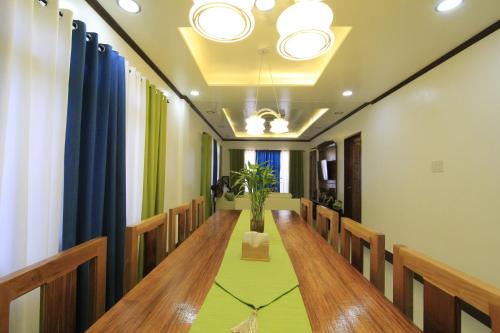 Aquilah Homestay (آکویلاه هومستی) 