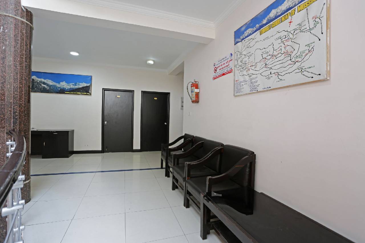 Oyo Rooms 086 Near Picture Palace 