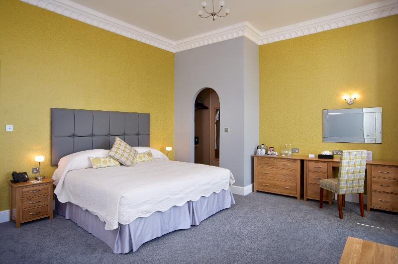 Langham Hotel (لانگهام هتل) Room