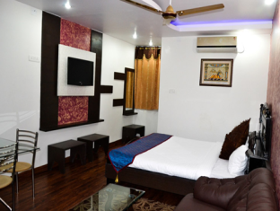 Oyo 18495 Hotel Blues Shivalik 