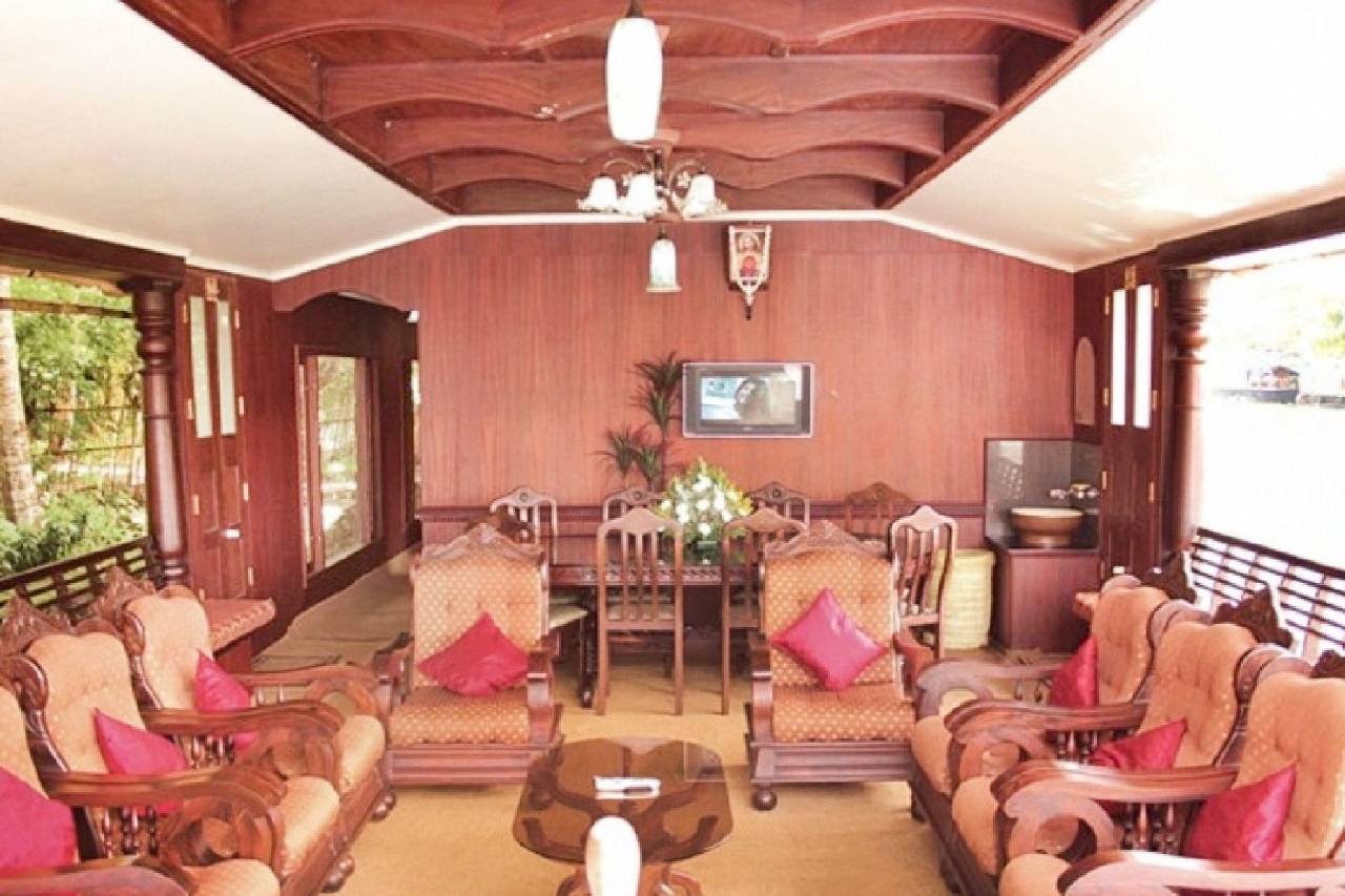 Guesthouser 3 Bhk Houseboat 9f4e 