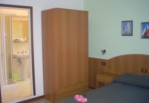 Hotel Fornaro (هتل فورنارو) 