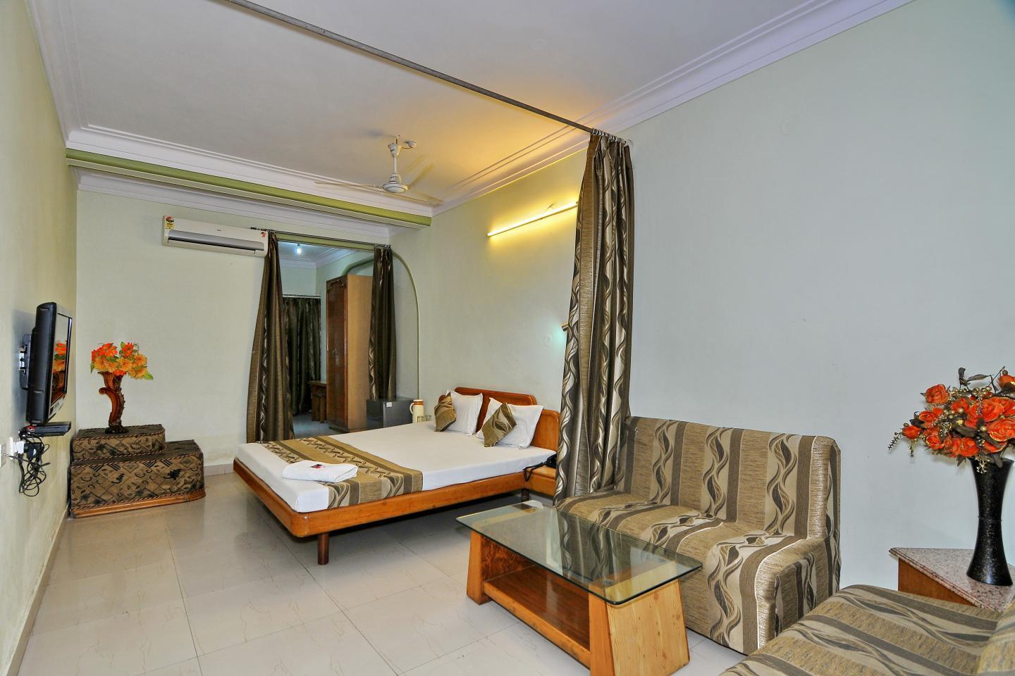 Hotel Shikhar Palace 