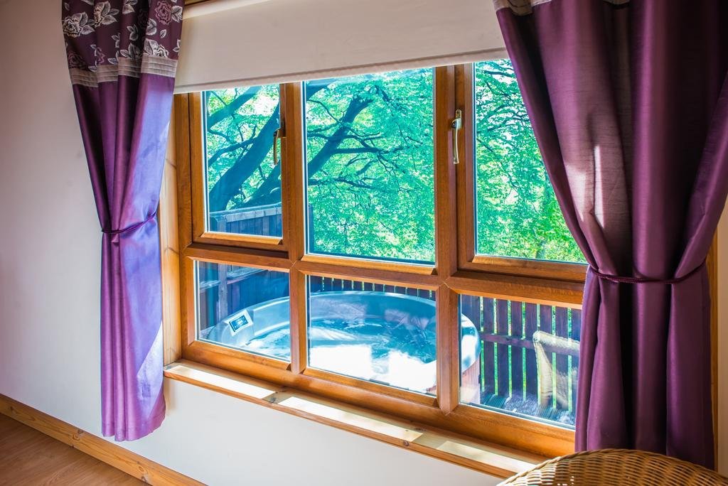 Balmeadowside Lodges 