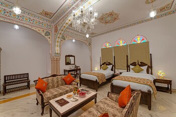 The Jaibagh Palace Guestroom