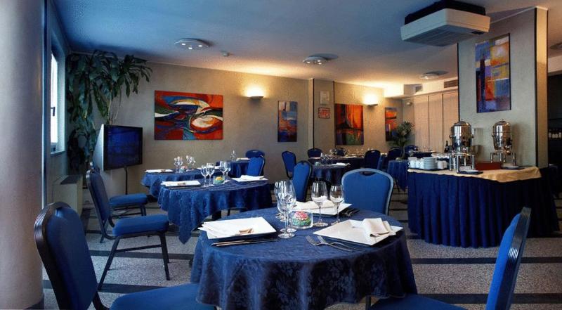 Pacific Hotel Airport Restaurant