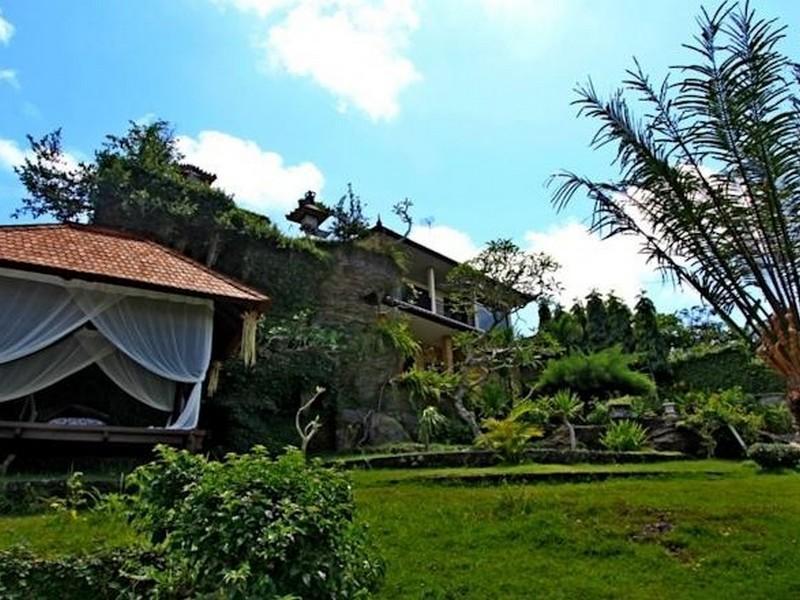 Kubu Alam Bukit Hotel 