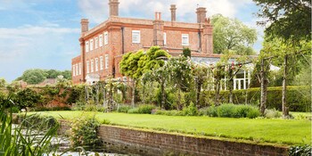 Champneys Henlow Exterior