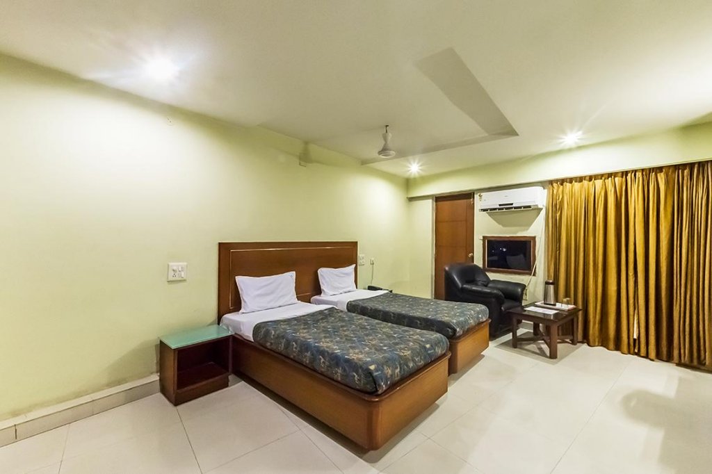Hotel Pavani Residency 