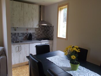 Eira Do Vez In-Room Kitchenette