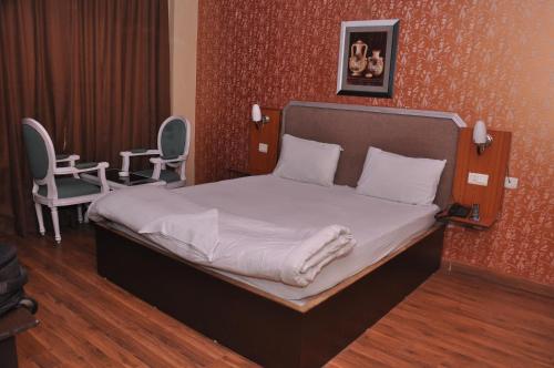 Hotel Samrat Kaushambi 