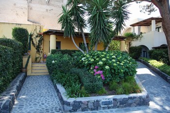 Hotel Ravesi Guestroom