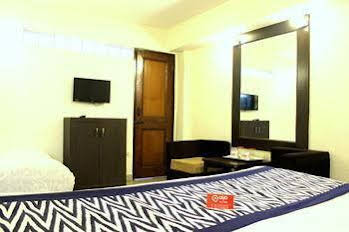 Oyo Rooms Clock Tower Mussoorie 