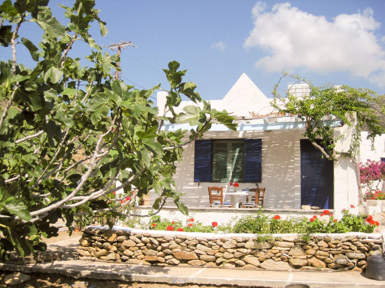 Spiti Apartments (اسپیتی آپارتمنتس) 