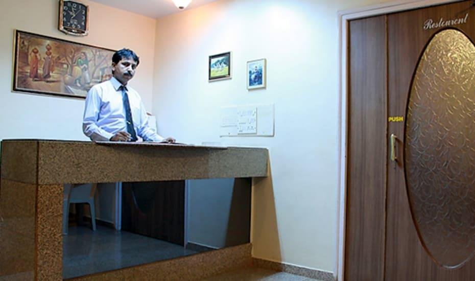 Hotel Anando Saputara 