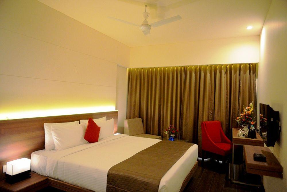 Mango Hotels Bhagwati Park 