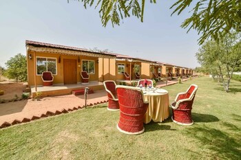 Pushkar Rajwara Resort Outdoor Dining