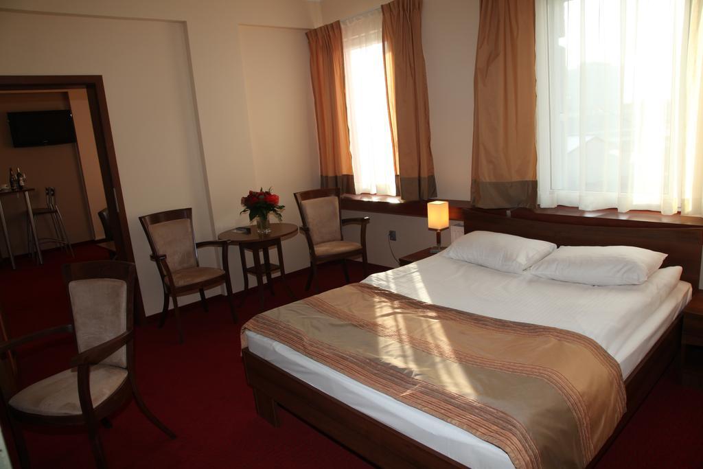 M Hotel 