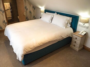 The Courtyard Guestroom