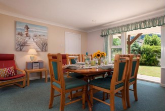 Holiday Home Sunny (هالیدی هوم سونی) 