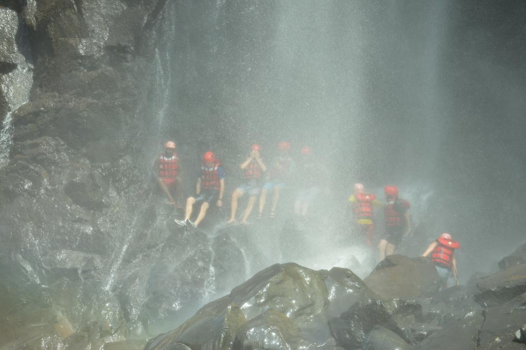 Golden Days Executive Lodge 