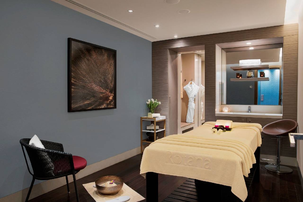 Nour arjaan by rotana fujairah 3. Capital centre arjaan by rotana breakfast. capital room.