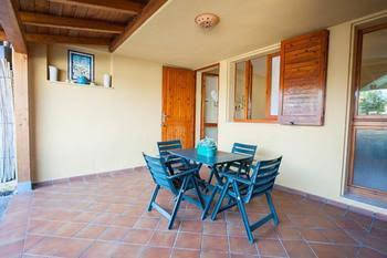 Strelitzia Holiday House 