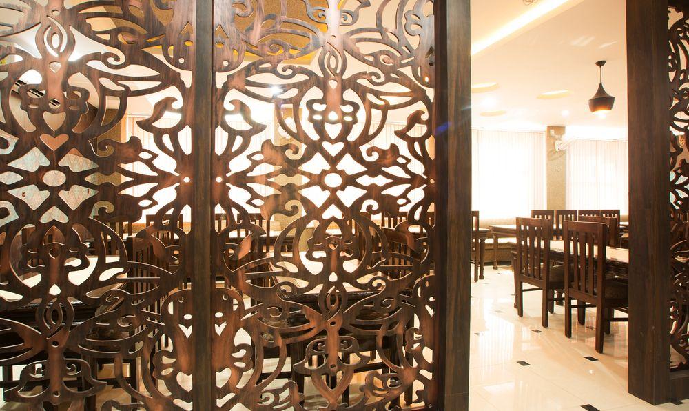 Vibhav Grand 