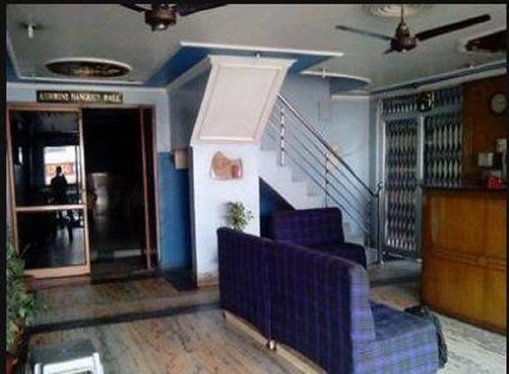 Oyo 16897 Hotel Shubham Continental 