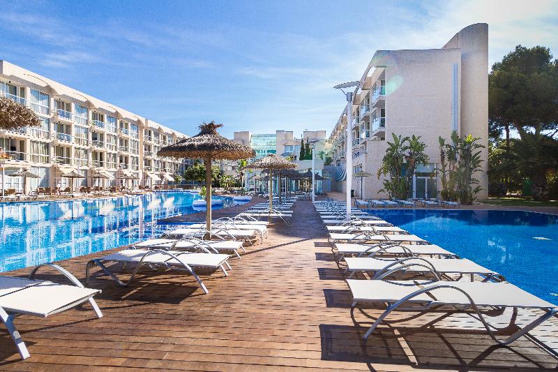 Eix Alzinar Mar Suites Adults Only Pool