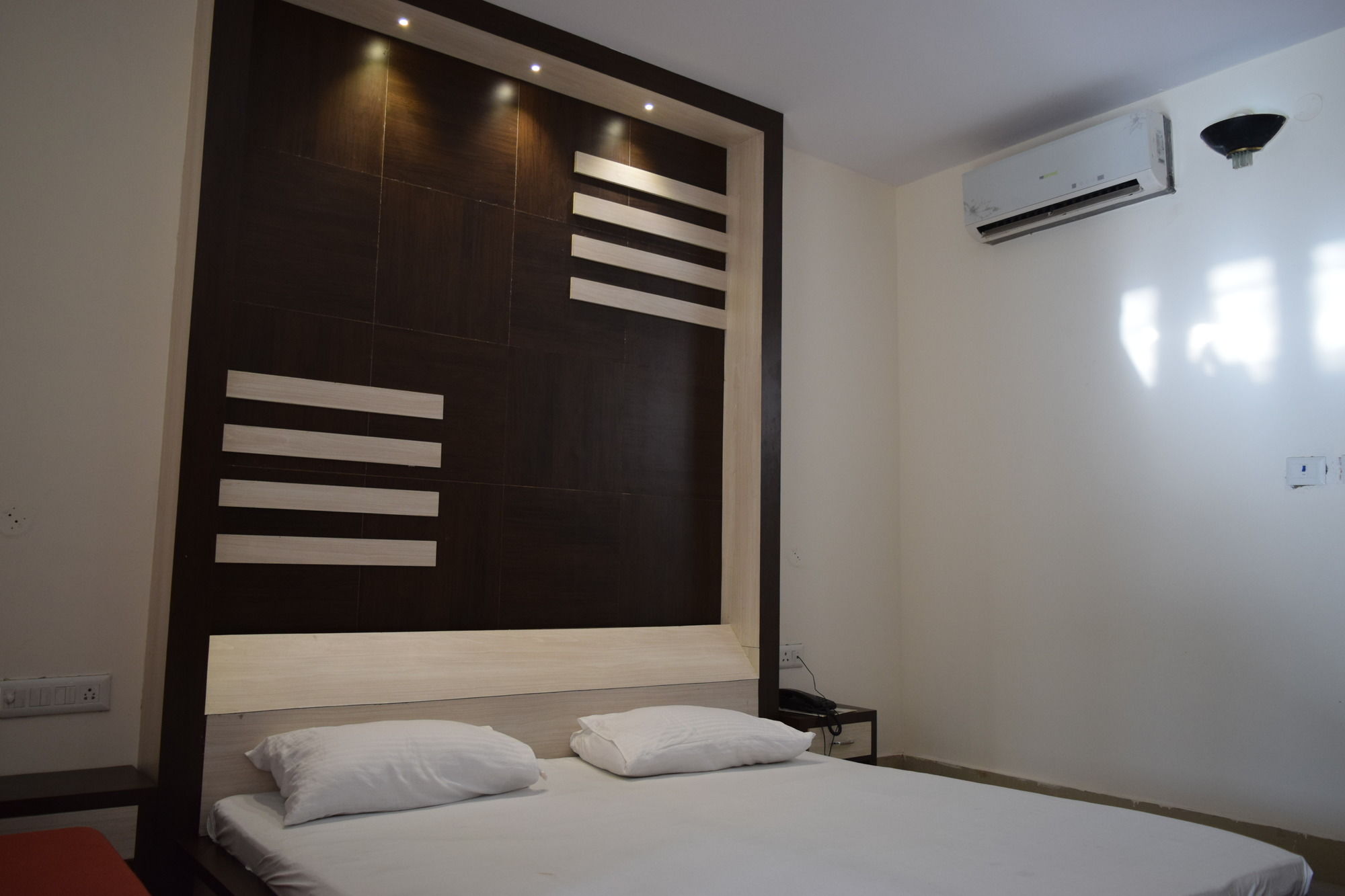 Ritumbraha Hotel & Resort 