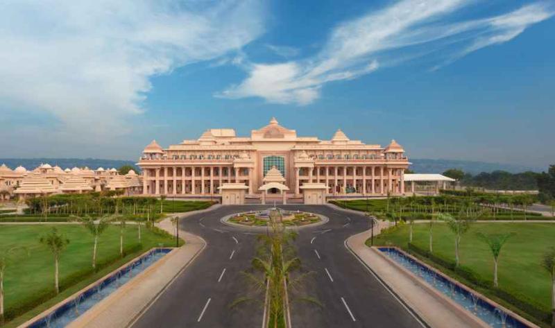 Itc Grand Bharat Gurgaon A Luxury Collection Retreat. General view