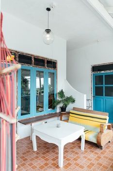 Bedspace Beach Balcony
