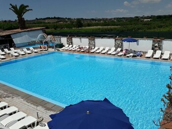 Bb Mirabilia Village Outdoor Pool