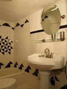 Herbivorian House Bathroom