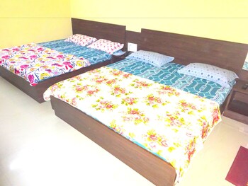 Hotel Gopi Vallabh Featured Image