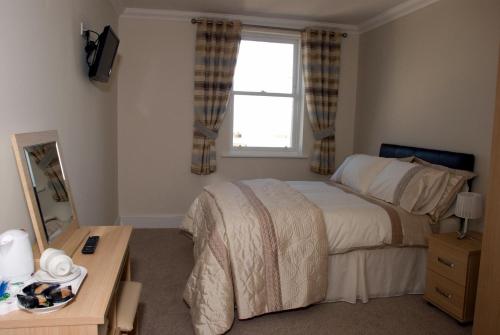 The Golden Lion Hotel 