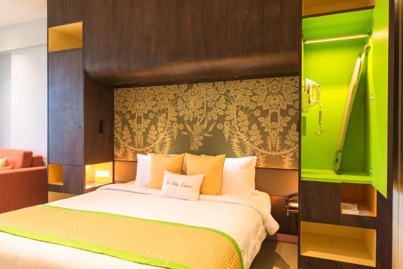 Zone By The Park Jodhpur Room