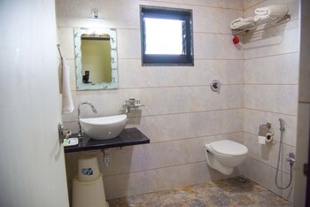 Hotel Tulsi Residency Bathroom