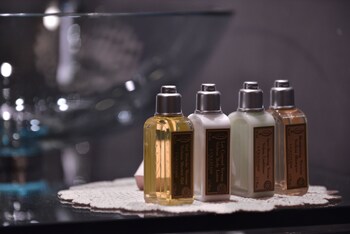 Robur Marsorum (روبور مارسوروم) Bathroom Amenities