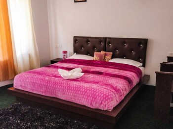 Vajra Villa Guestroom