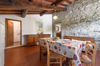 Agriturismo Casa Passerini A Firenze In-Room Dining