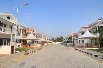 Oyo 10865 Heritage Shelters Resort Street View