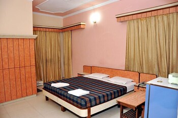 Hotel Midtown Guestroom