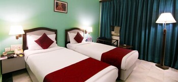 Capitol Residency Guestroom
