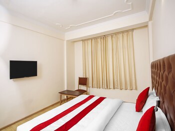 Oyo 11388 Hotel Dimbir Regency In-Room Amenity