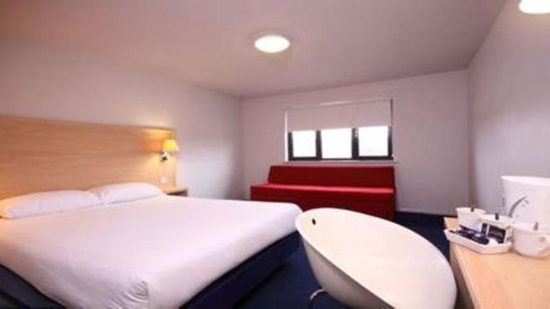 Travelodge Scotch Corner A1 Southbound (تراولودج اسكوتچ كورنر آ۱ اسوتبوند) Room