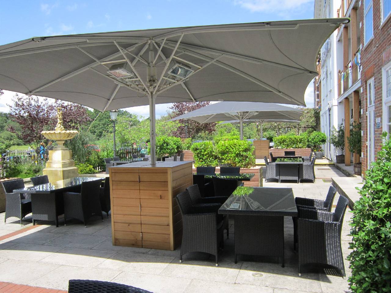 Balmer Lawn Hotel 