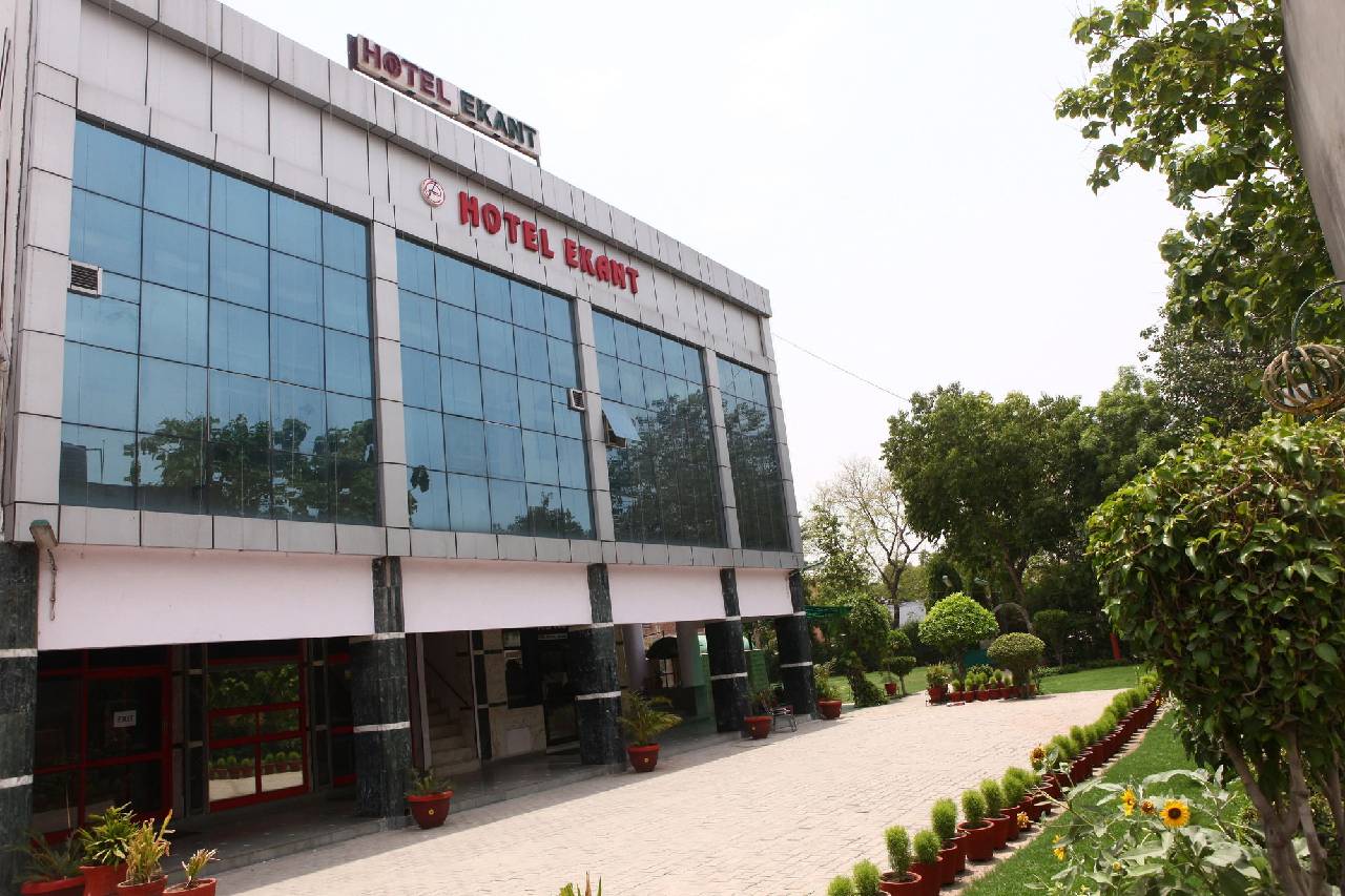 Hotel Ekant 