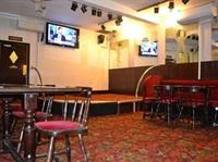 The Queens Head Hotel 